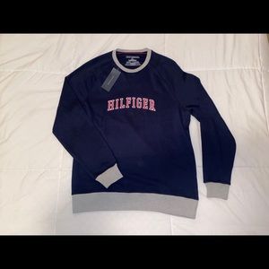 NEW M Tommy Hilfiger Long Sleeve crew